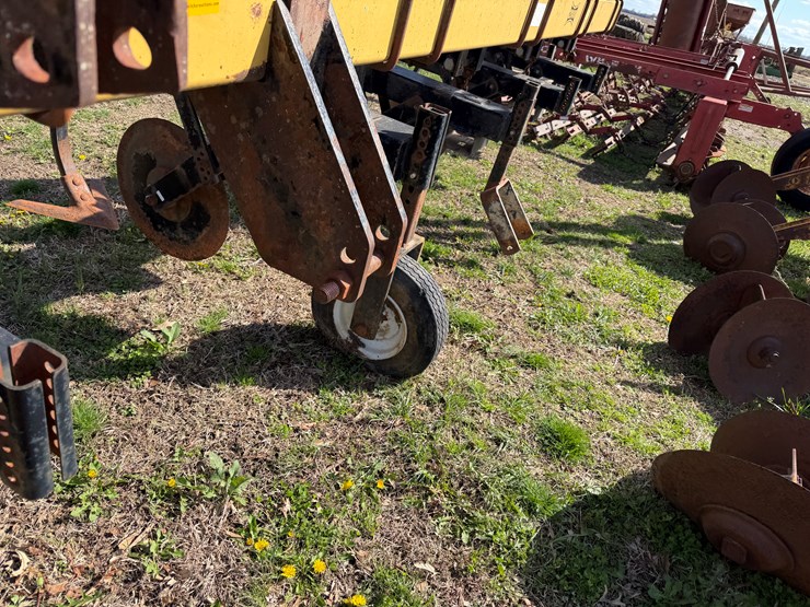 2000-landoll-2000-image-45