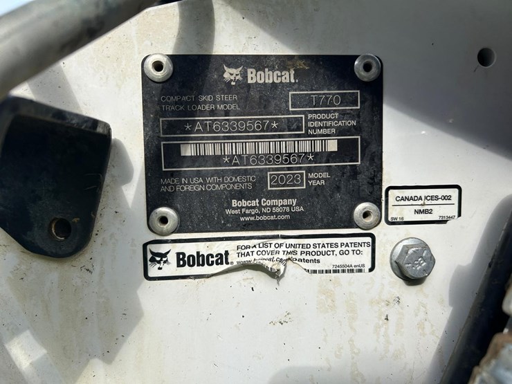 2023-bobcat-t770-image-30
