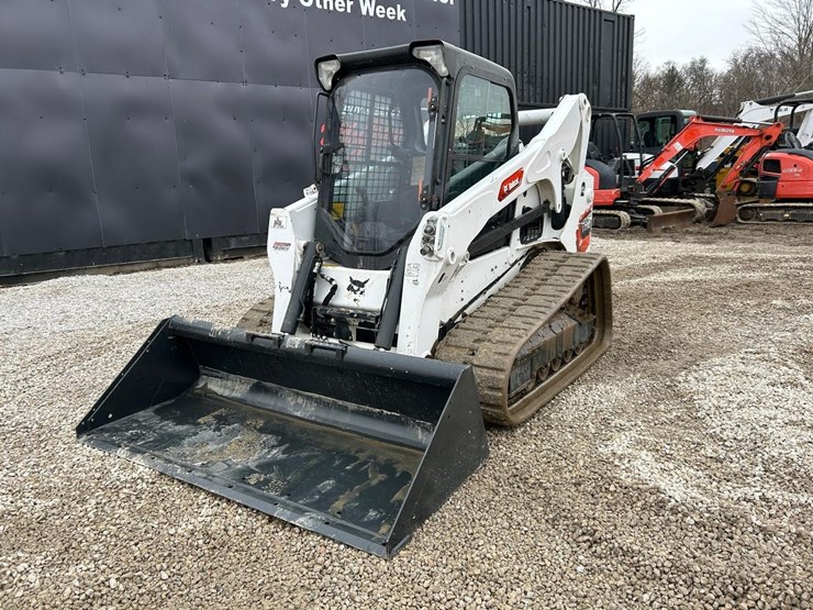 2023-bobcat-t770-image-8