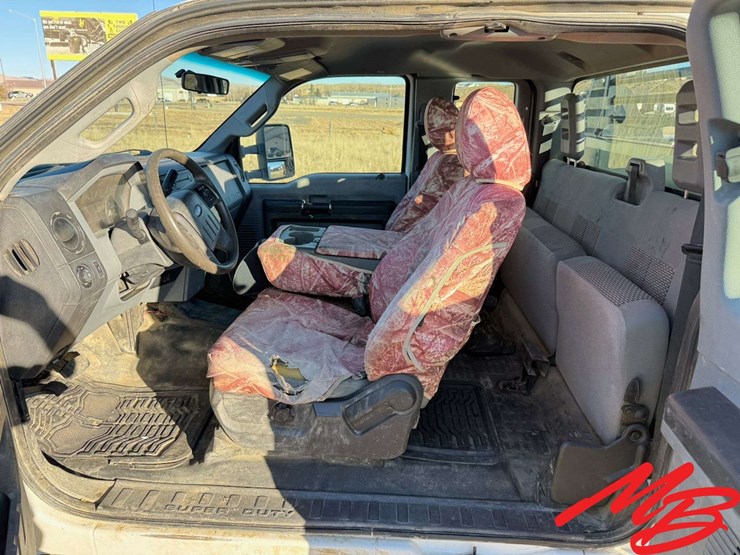 2012-ford-f350-image-32