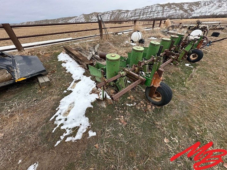 john-deere-71-image-3