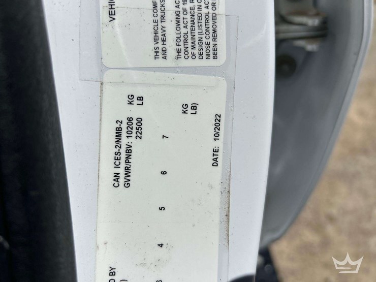 2022-chevrolet-silverado-6500hd-image-6