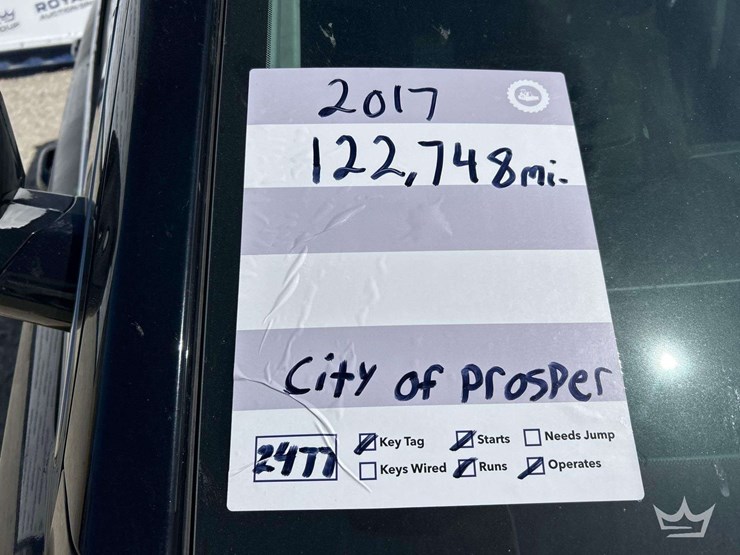 2017-chevrolet-tahoe-image-5