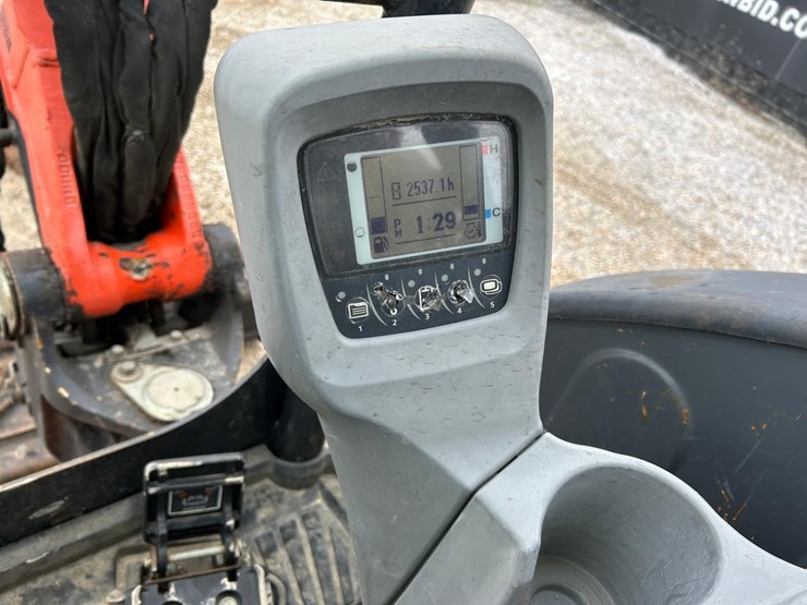 2015-kubota-u35-4-image-20