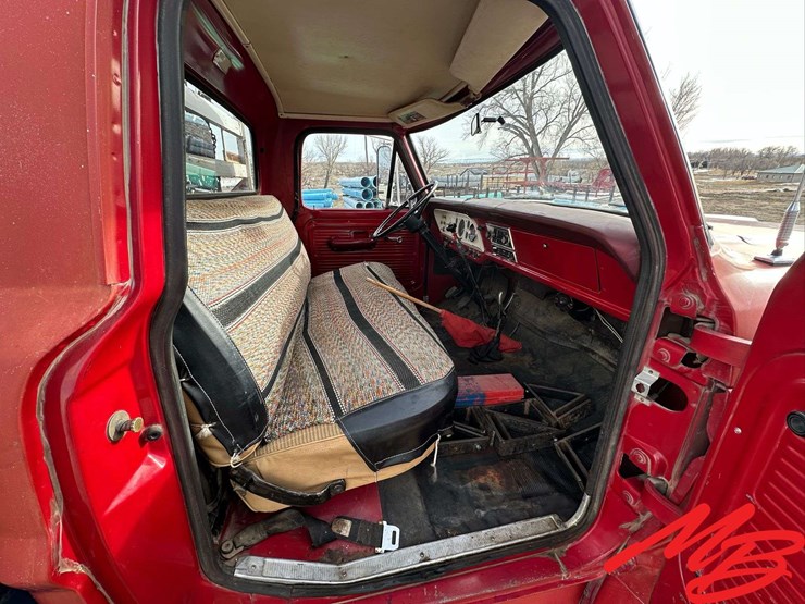 1971-ford-600-image-27