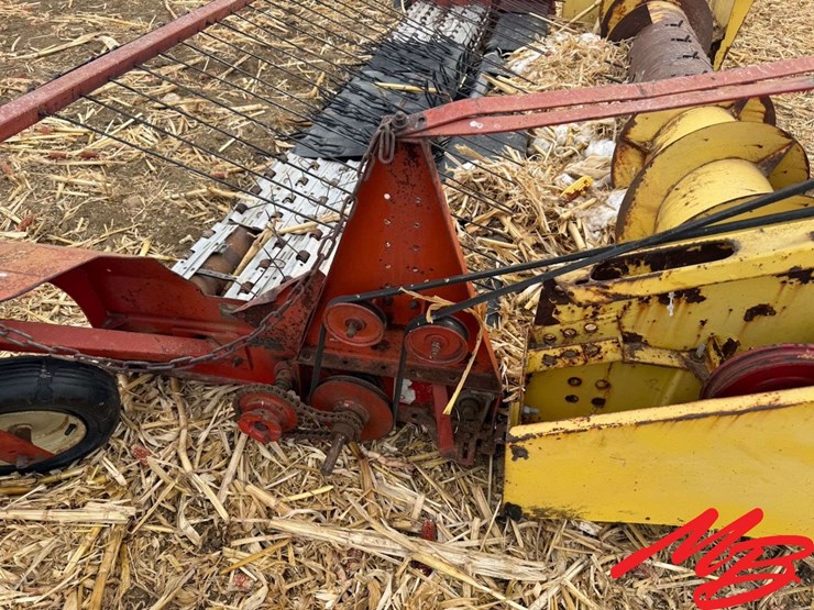 new-holland-960-image-9