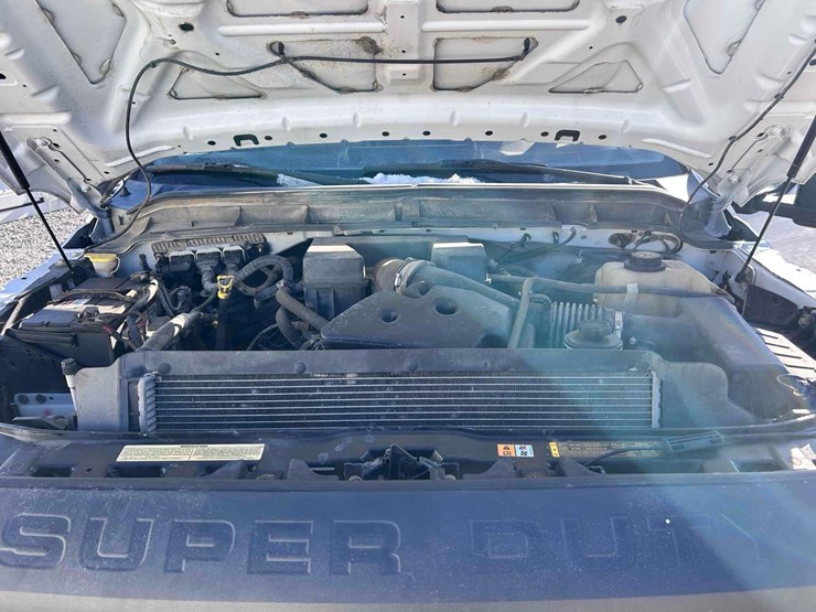 2013-ford-f350-image-23