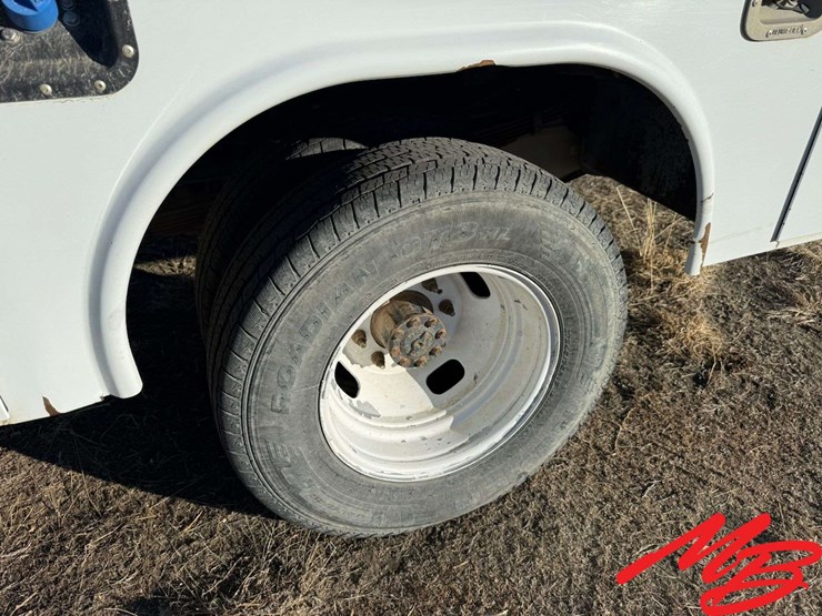 2012-ford-f350-image-14