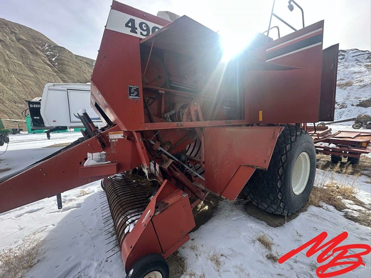 hesston-4900-image-61