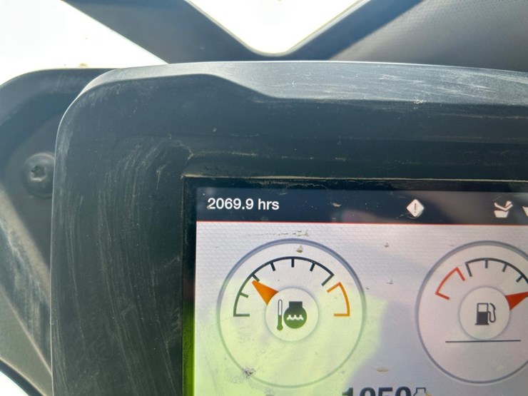 2020-bobcat-t76-image-23