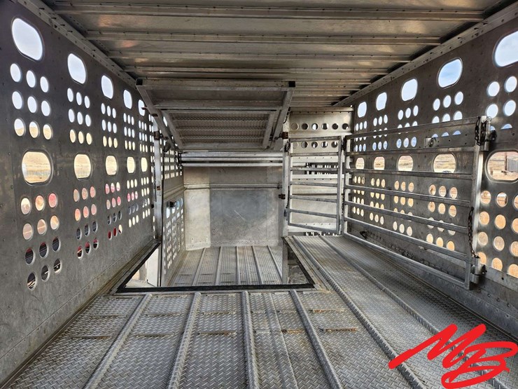 2014-merritt-53'-x-image-33