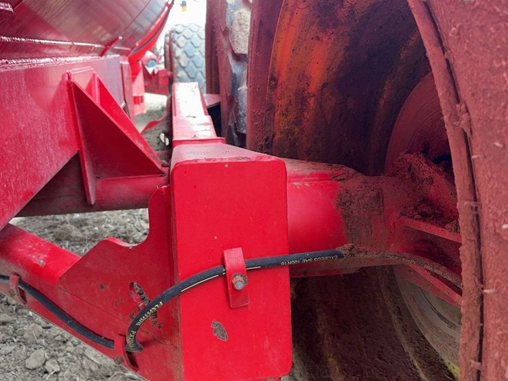 2016-nuhn-quad-train-image-11