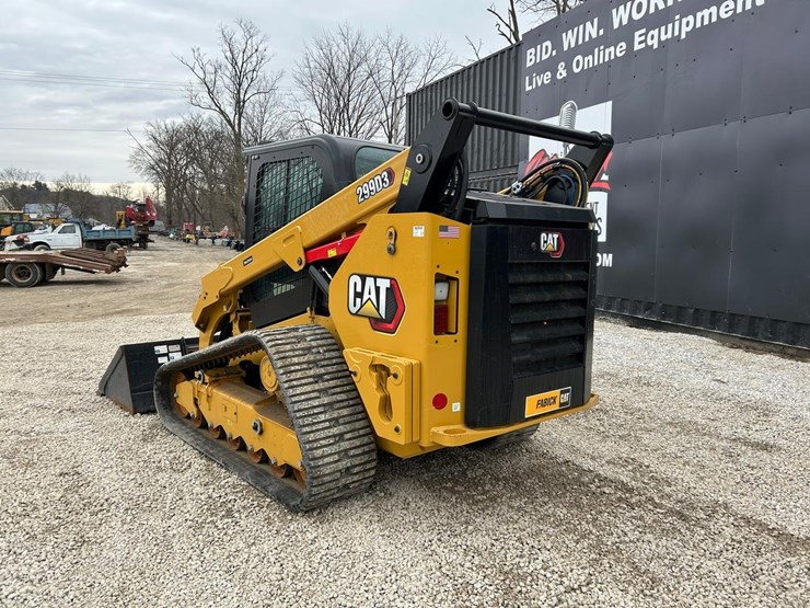 2023-caterpillar-299d3-image-2