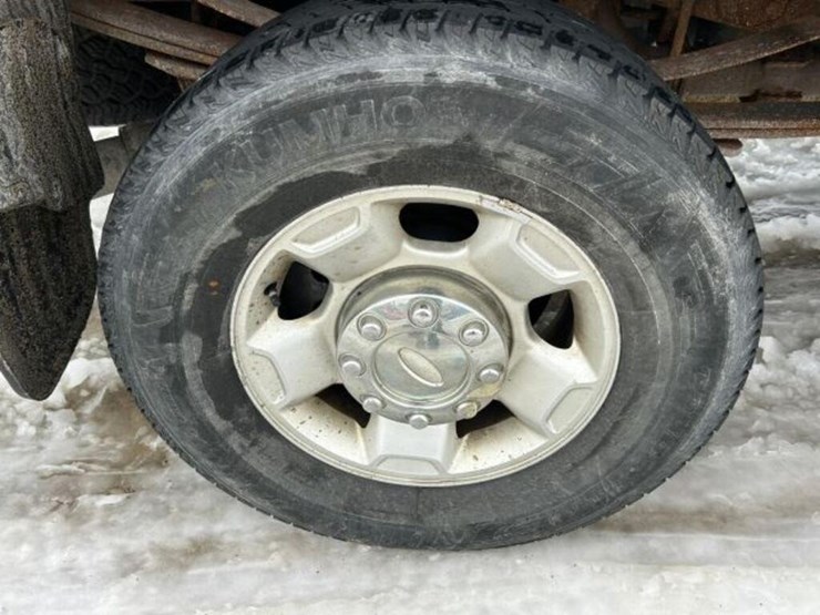 2011-ford-f350-image-64