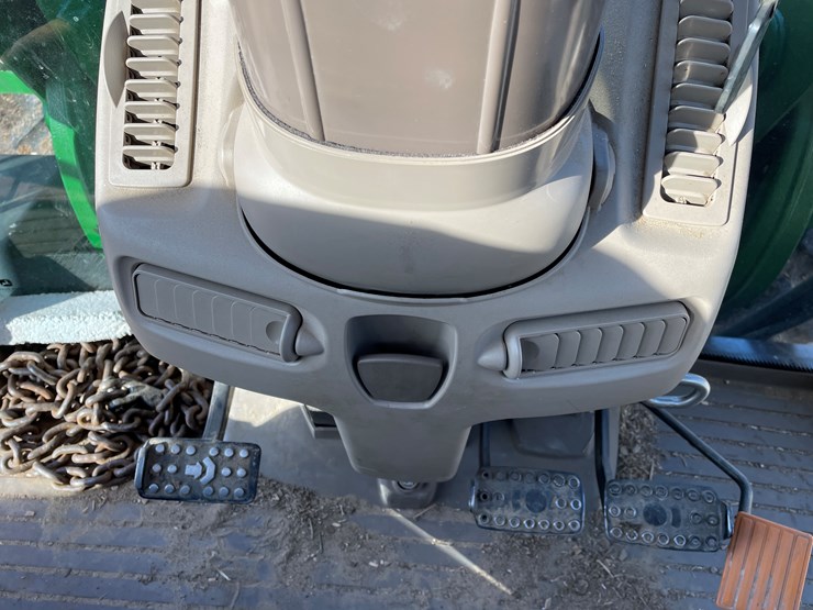 john-deere-6150r-image-63