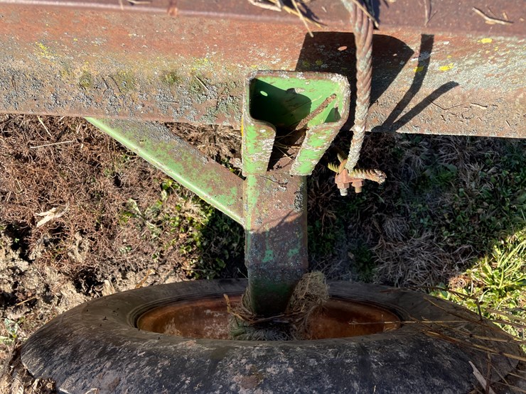 #6035-•-homemade-bale-mover-on-running-gear-image-9