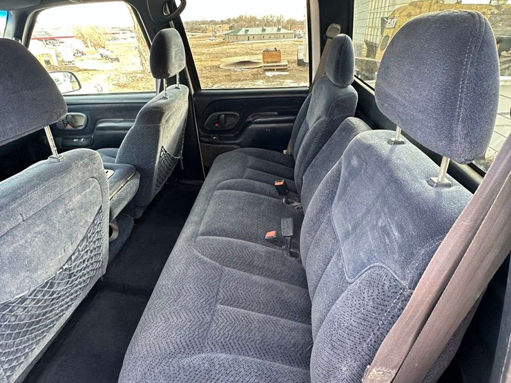 1997-gmc-3500-image-36