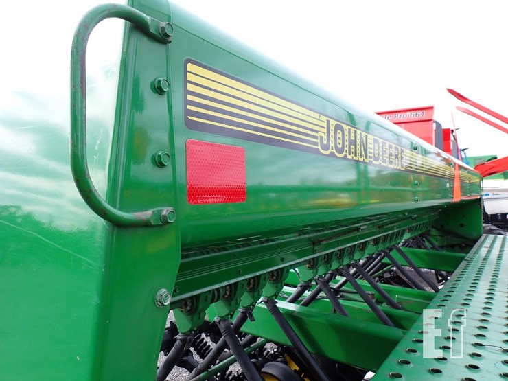 john-deere-750-image-10