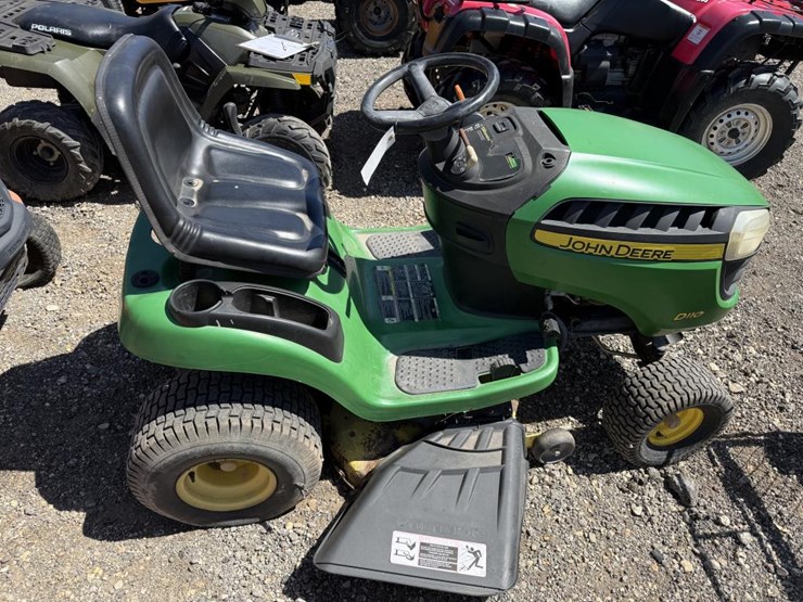 john-deere-d110-image-4