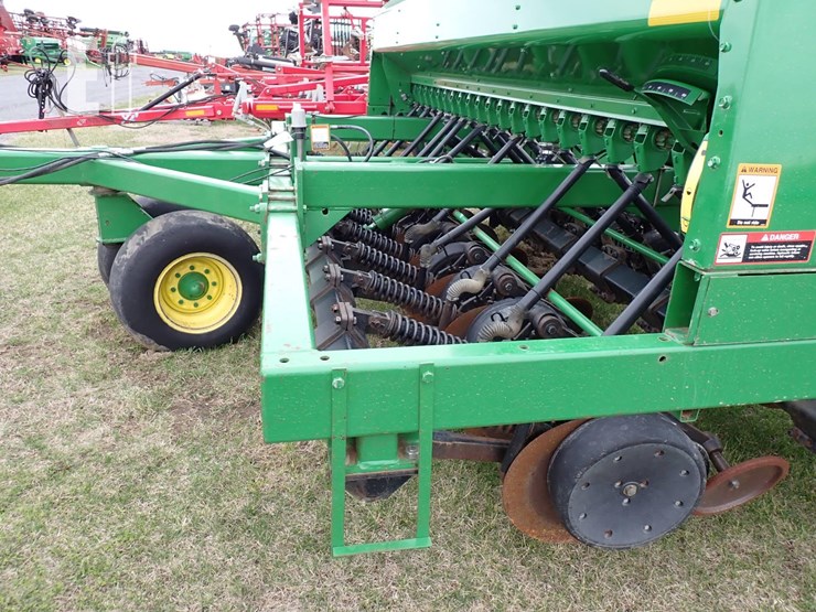 john-deere-1560-image-12