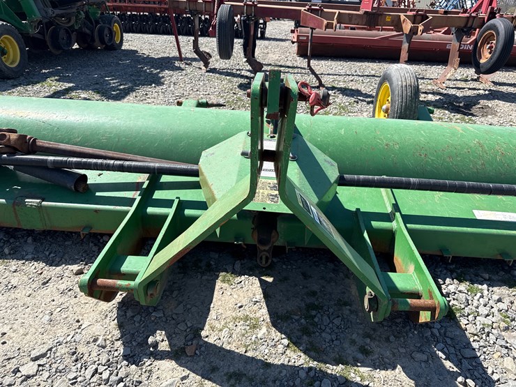 john-deere-520-image-14