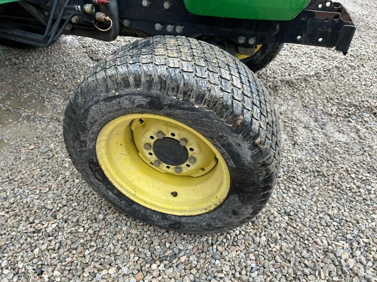 john-deere-4520-image-10