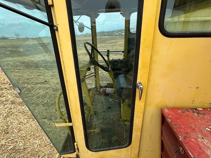 new-holland-70-image-55