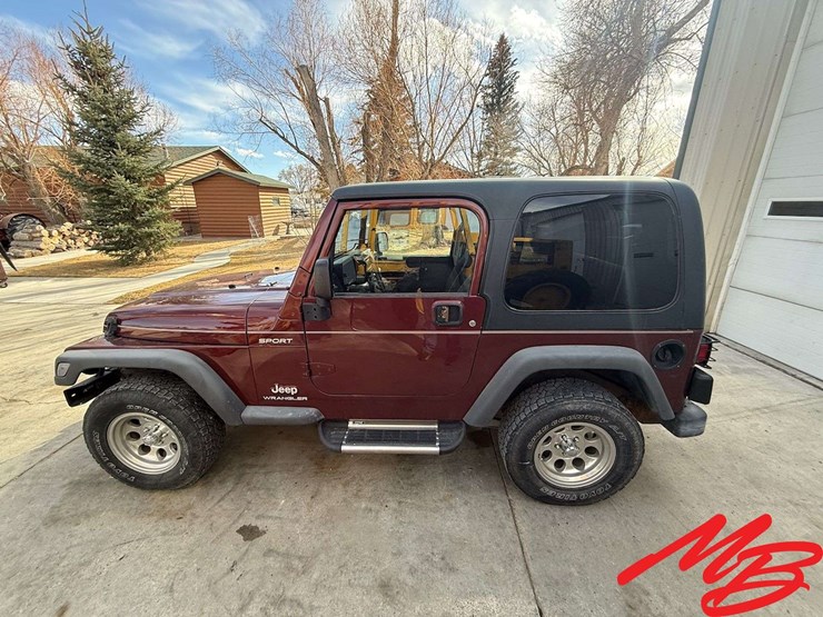 2004-jeep-wrangler-sport-image-8