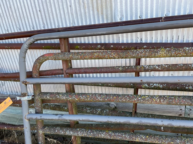 #6064-•-(5)-gates-image-16