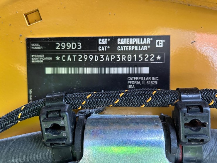 2023-caterpillar-299d3-image-29