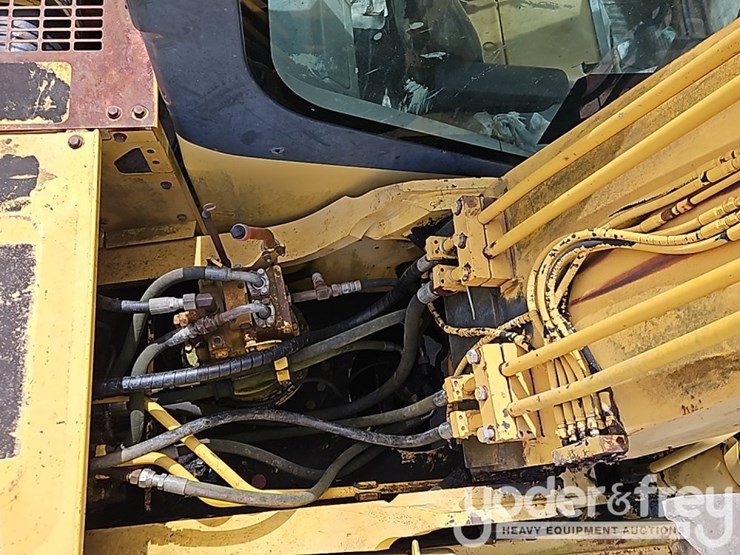 2003-komatsu-pc270-7-image-34