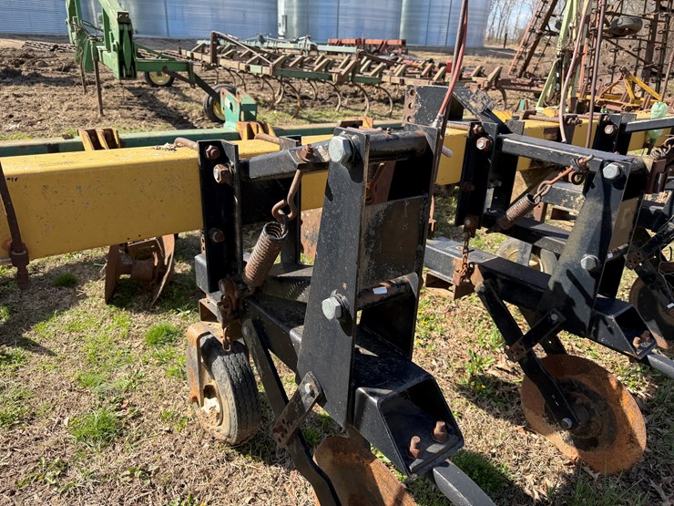 2000-landoll-2000-image-18