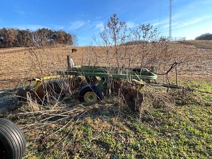 john-deere-210-image-4