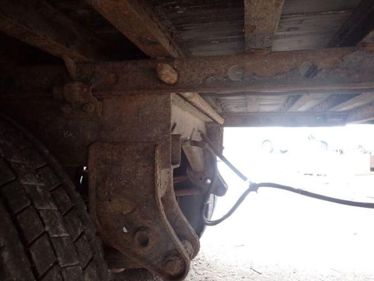 1998-manac-48-ft-image-26