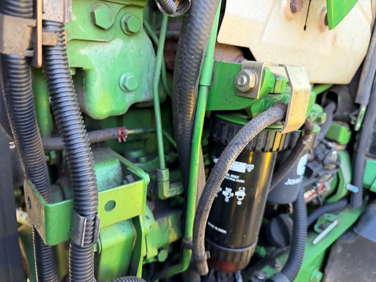 2012-john-deere-6430-image-39