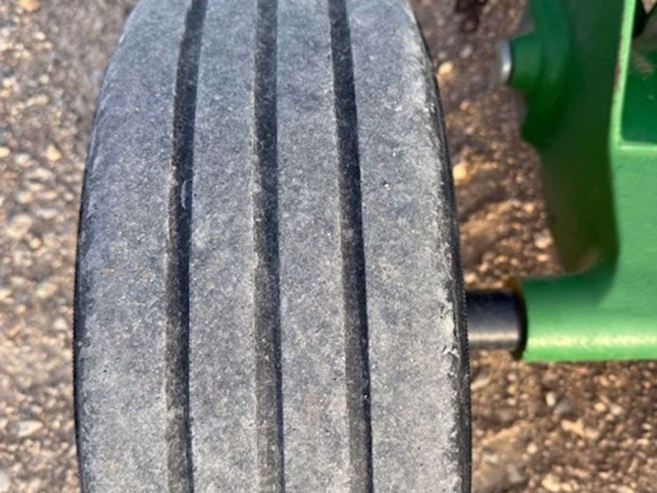 2010-john-deere-hx15-image-30