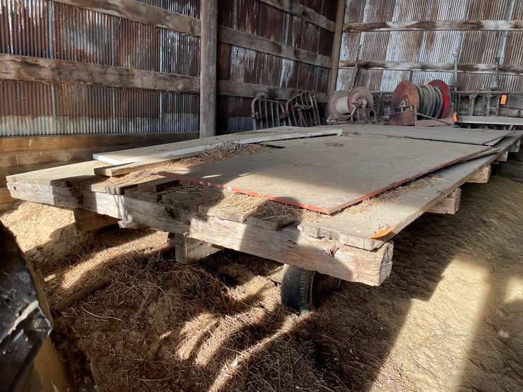 #6065-•-18'-flatbed-wagon-image-1