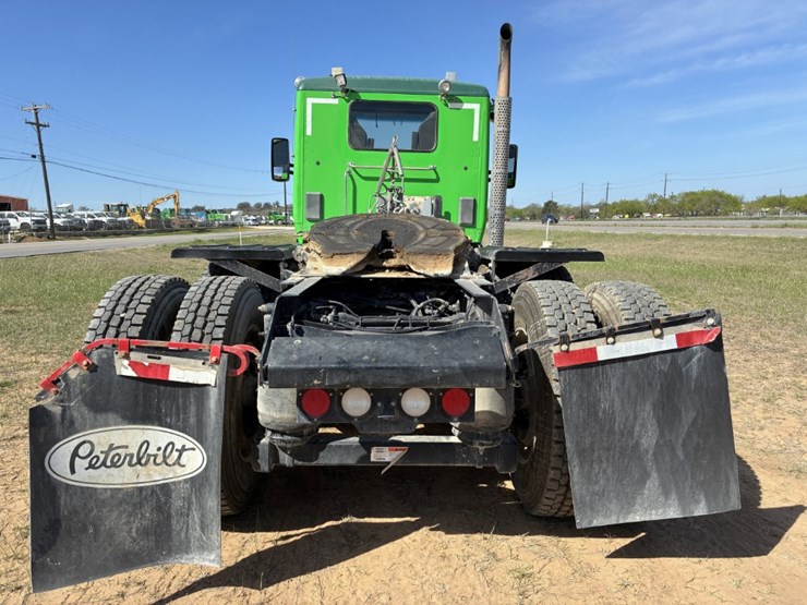 2019-kenworth-t880-image-4