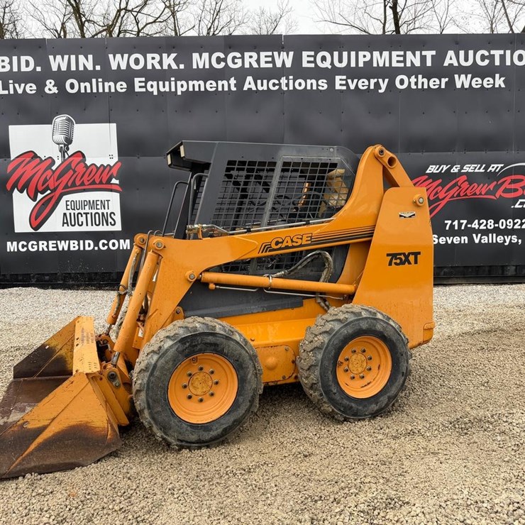 CASE 75 XT