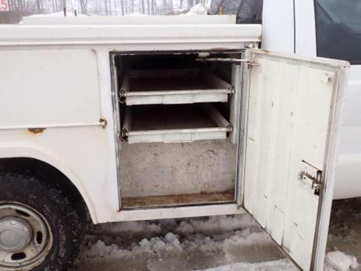 2010-ford-f250-image-28