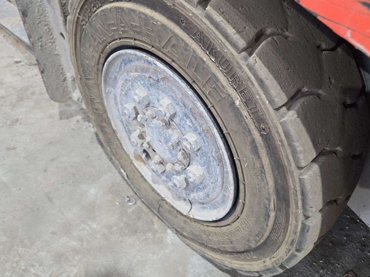 toyota-forklift-,9247-hours,-lp,-4600lb-machine,-side-shift,-3-stage-image-10