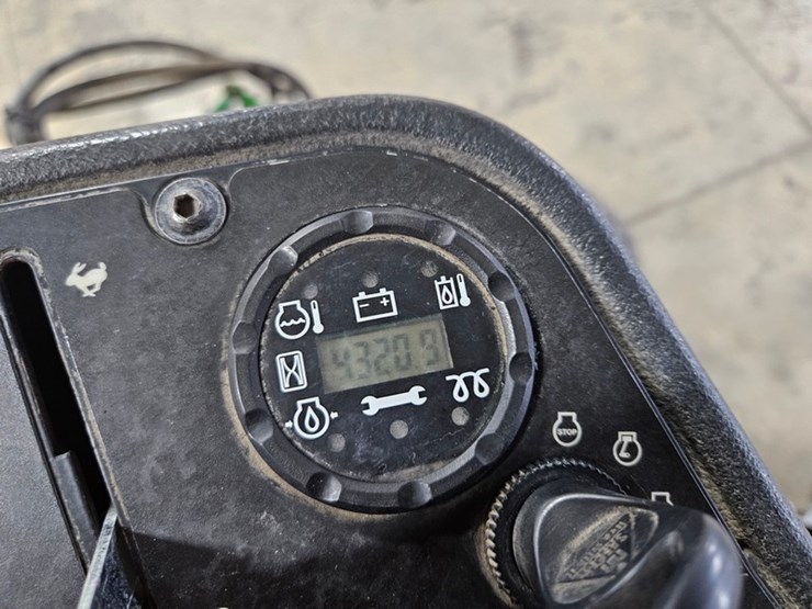 john-deere-7500-image-25