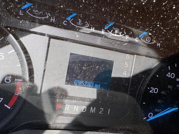 2017-ford-f250-xl-image-8