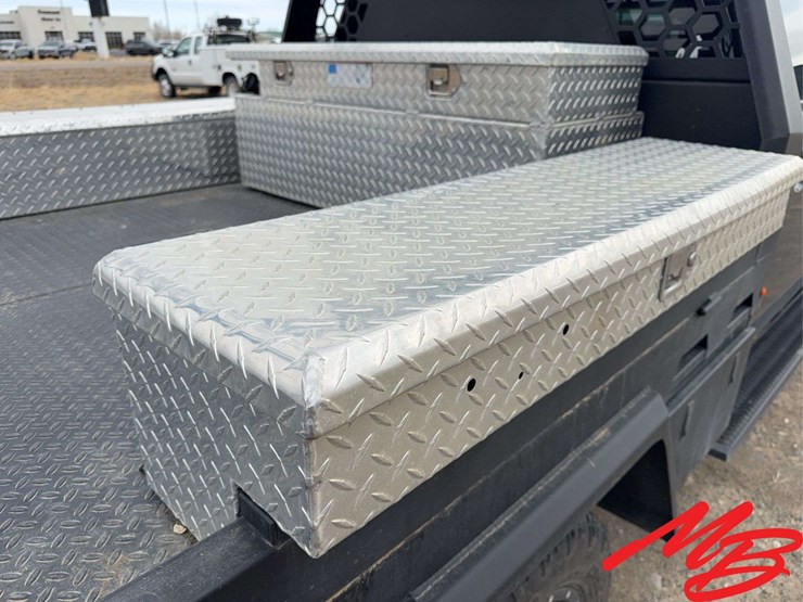 2009-gmc-sierra-2500-image-13