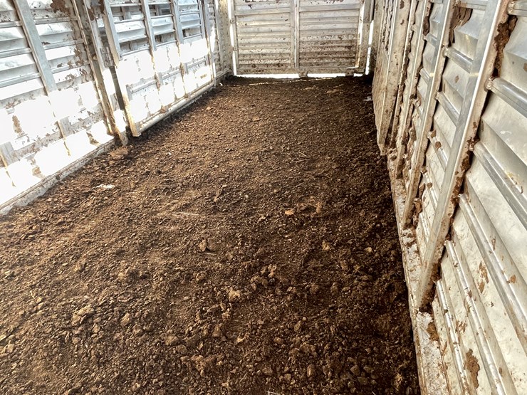 #6019-•-2014-kiefer-aluminum-cattle-trailer-(wi-title-in-delay)-image-15