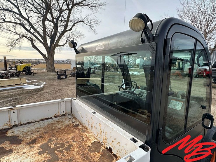 2007-bobcat-toolcat-5600-image-35