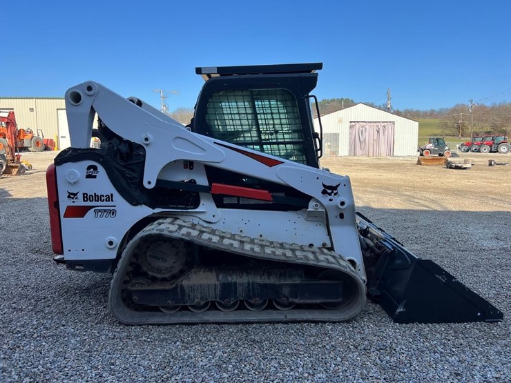 2020-bobcat-t770-image-7