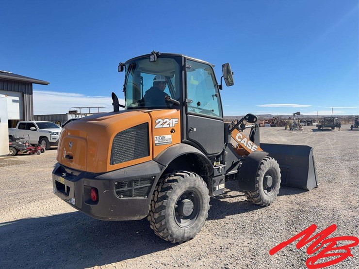 2021-case-221f-image-7