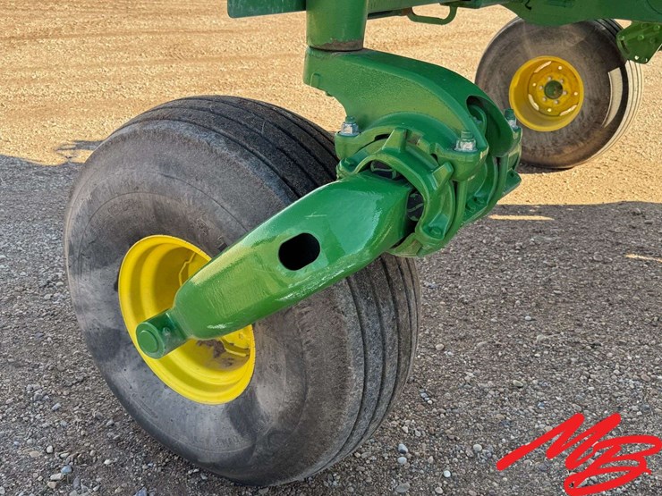 2024-john-deere-w260r-image-11