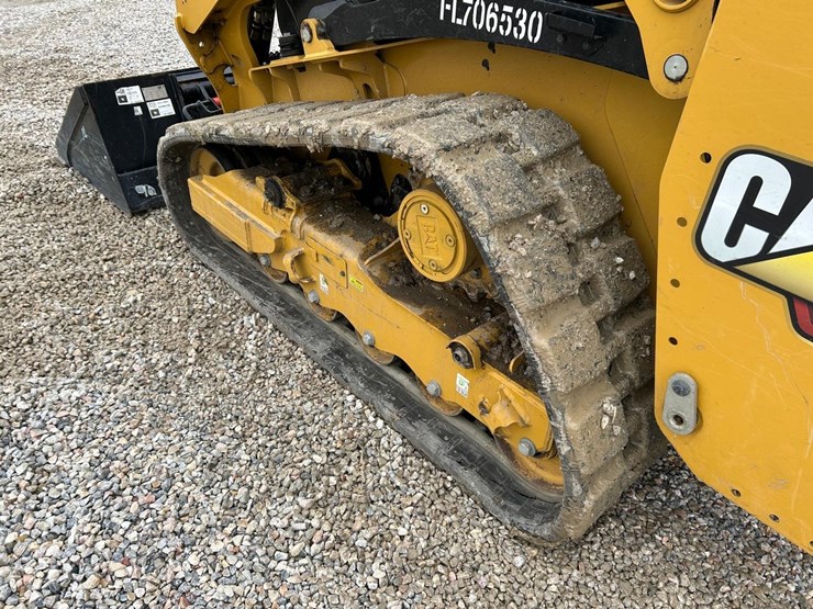 2024-caterpillar-255-image-16